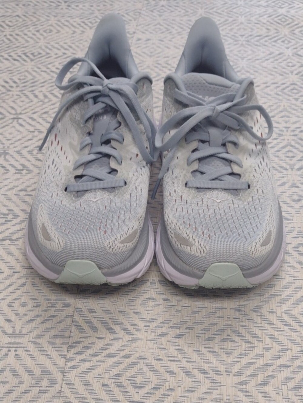 Hoka One One Clifton 8 Light Gray and Coral Athletic Shoe . - Picture 16 of 16